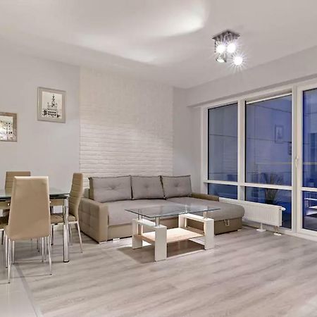 Strict Center Towarowa Apartment Poznan Exterior photo